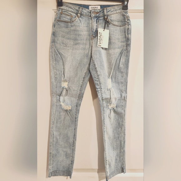 Evidnt distressed skinny ankle - Picture 1 of 4